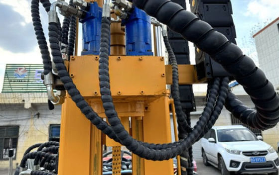XDEM WL200D 50Hp แทรคเตอร์ติดตั้ง 220m เครื่องเจาะบ่อน้ําด้วยความหลากหลาย