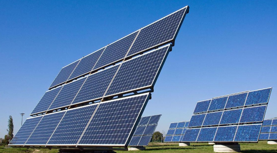 แผงโซลาร์เซลล์ประสิทธิภาพสูงอัตราการแปลง 15% -22% กำลังขับ 300W-20KW สำหรับโมดูล PV การติดตั้งหลังคาหรือพื้นดิน