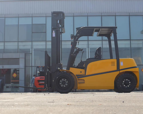 สะอาดต่อสิ่งแวดล้อม XDEM Forklift ความจุ 5000kgs ความจุ แบตเตอรี่ไฟฟ้าพลังงานกับด้าน Shifter และตัวเลือก Duplex Mast