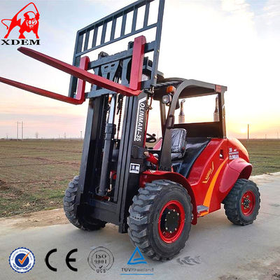 3.5t 4WD Rough Terrain Forklift เครื่องจักรโลจิสติกส์รถยกขนาดเล็กนอกถนน