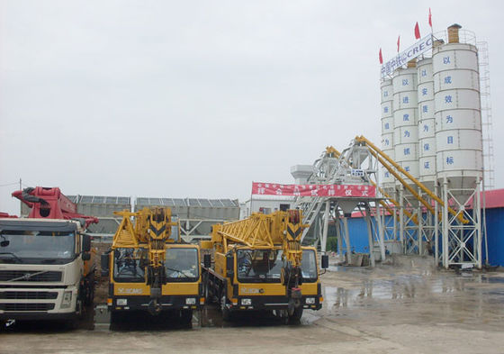 HZS240 240m3 / H เครื่องจักรผสมคอนกรีตอัตโนมัติเครื่องจักรก่อสร้างถนน